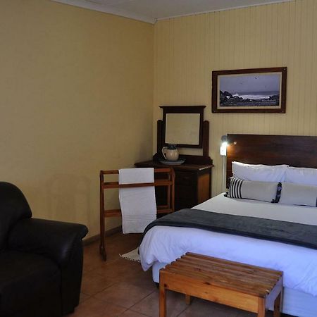 Obelix Guesthouse Lüderitz Dış mekan fotoğraf