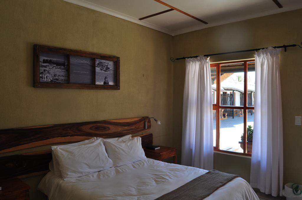 Obelix Guesthouse Lüderitz Dış mekan fotoğraf