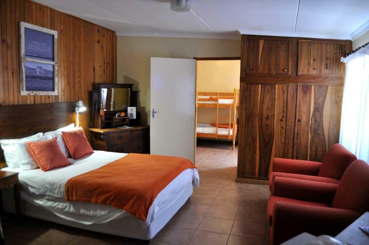 Obelix Guesthouse Lüderitz Dış mekan fotoğraf