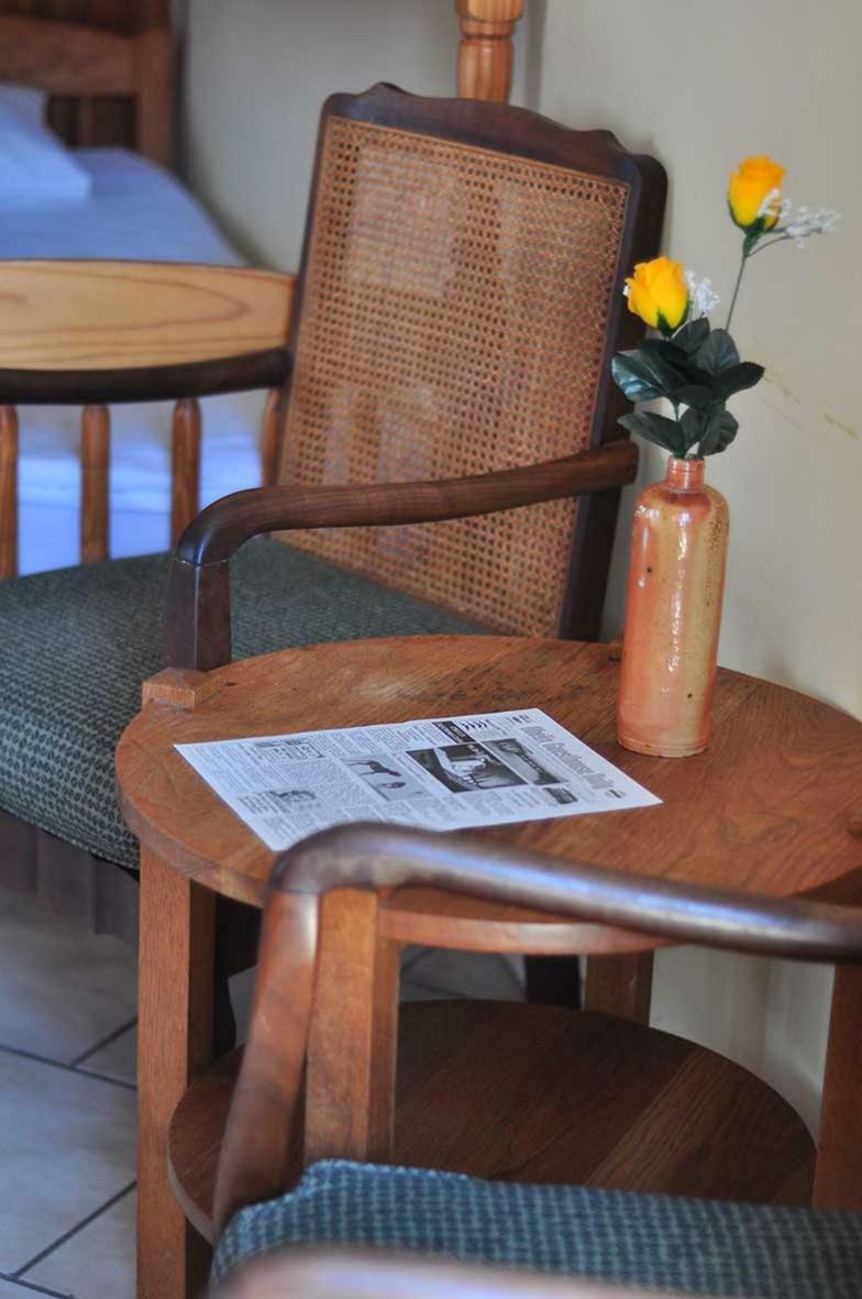 Obelix Guesthouse Lüderitz Dış mekan fotoğraf