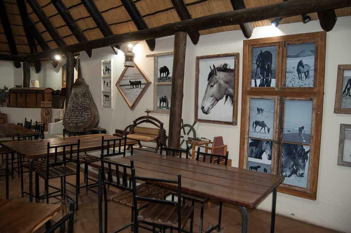 Obelix Guesthouse Lüderitz Dış mekan fotoğraf